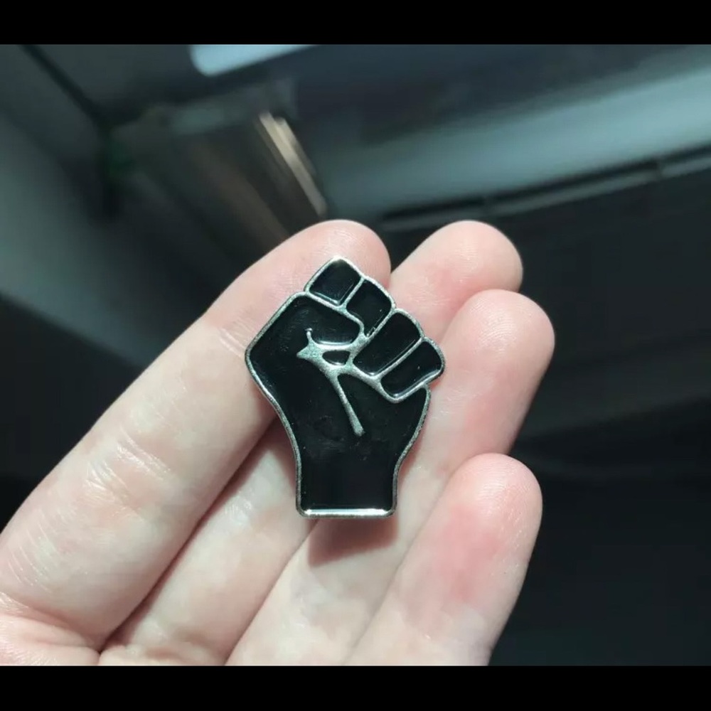 BLM - Black Lives Matter Handmade Enamel Pin - Picture 13 of 16